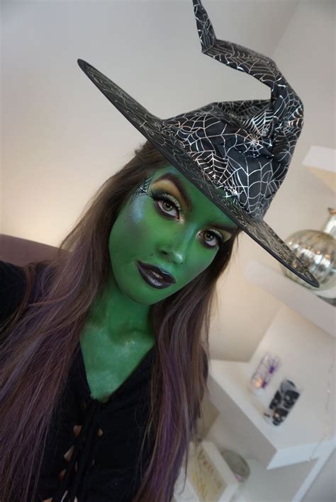 Green witch cosplay